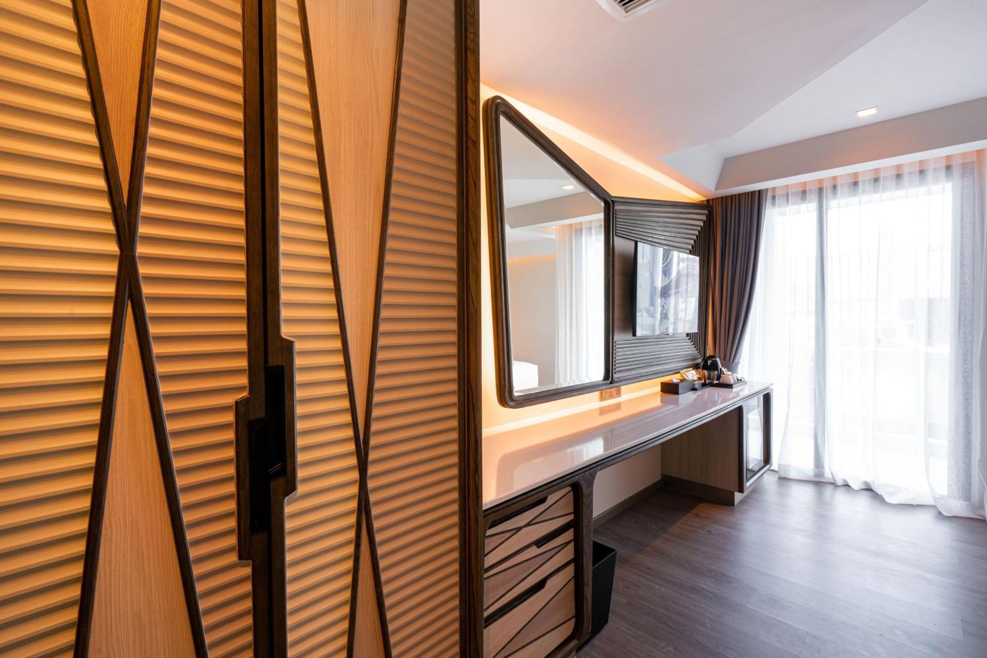 Amethyst Hotel Паттая Екстер'єр фото