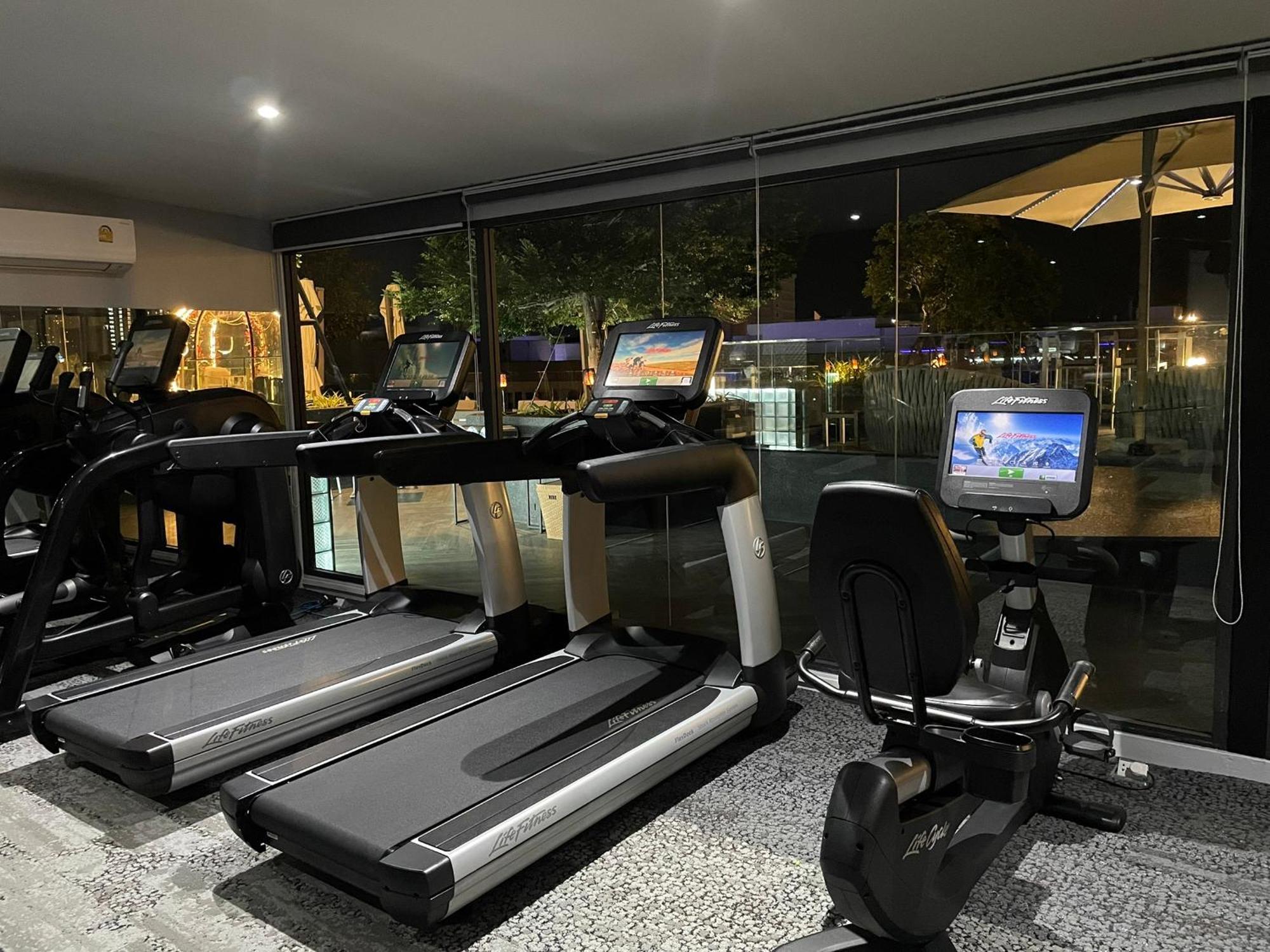 Amethyst Hotel Паттая Екстер'єр фото