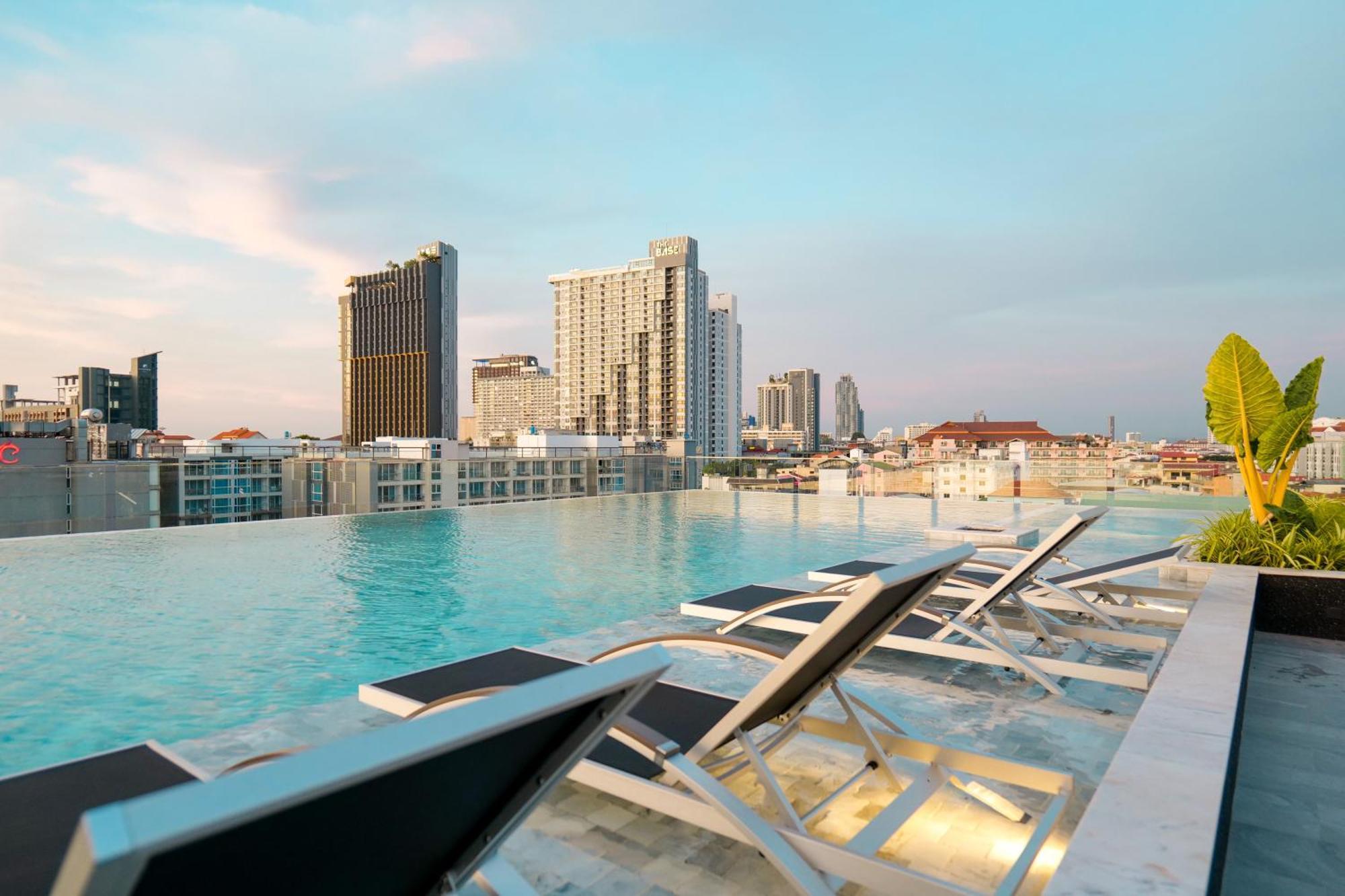 Amethyst Hotel Паттая Екстер'єр фото
