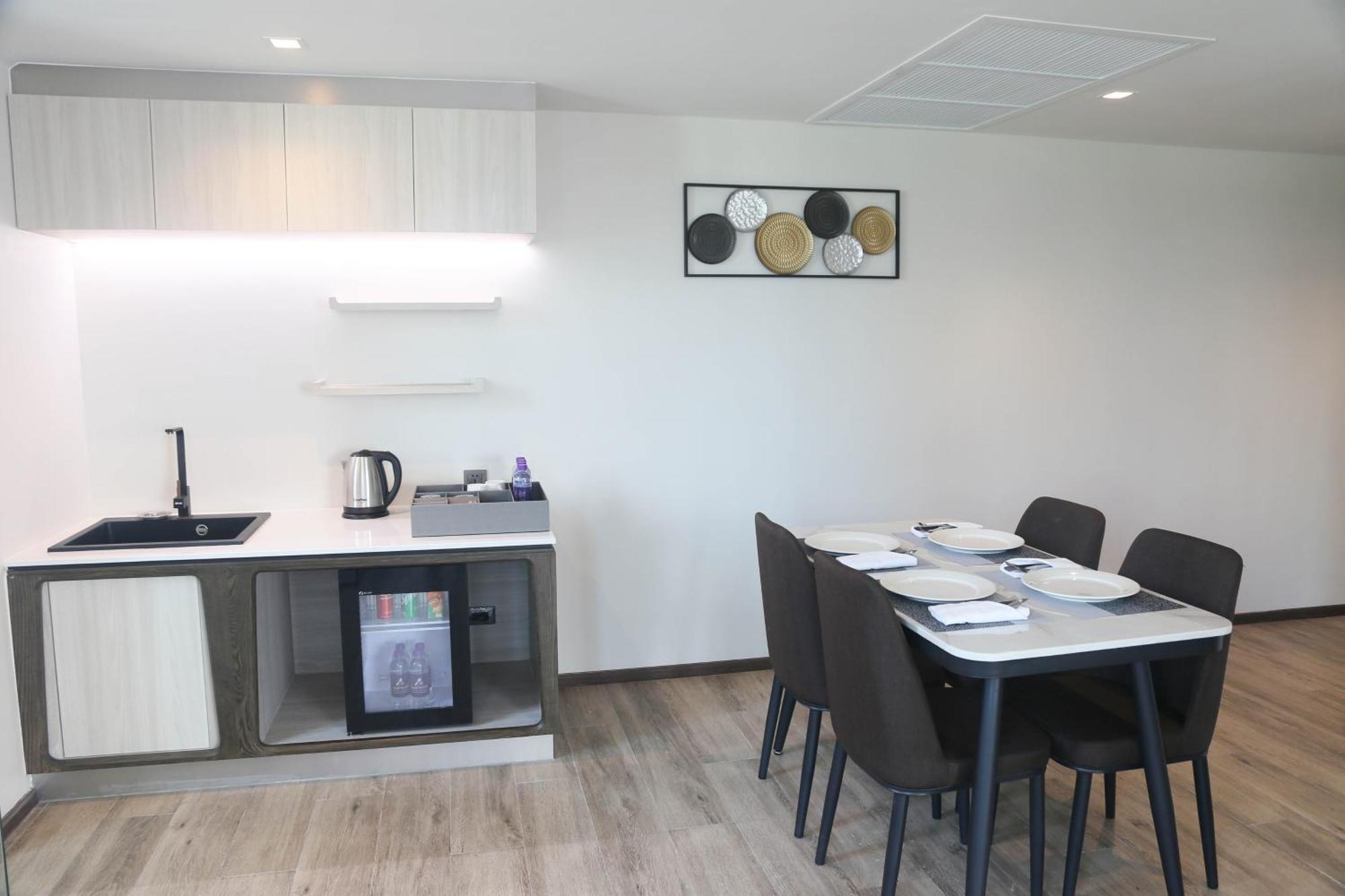 Amethyst Hotel Паттая Екстер'єр фото
